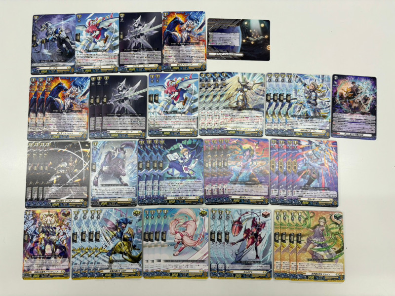 画像1: 【ノーマルセット】聖域の光剣士